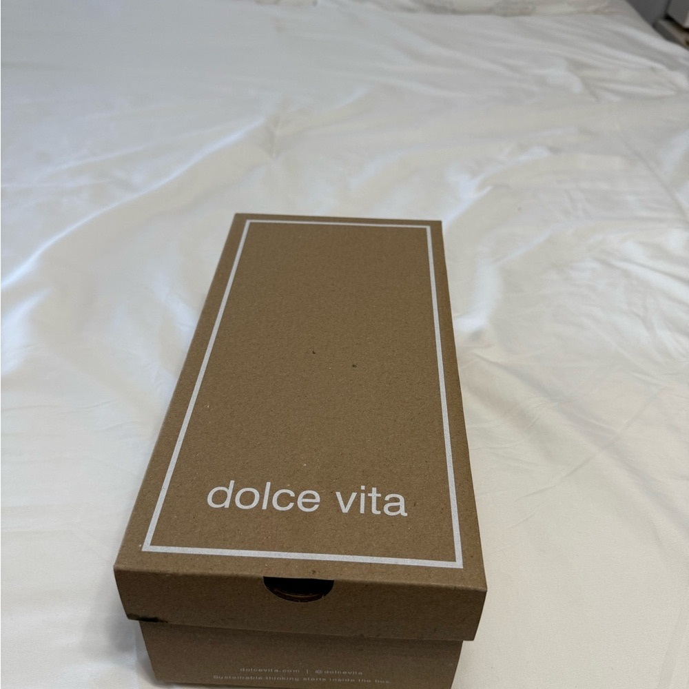 Dolce Vita Sandals